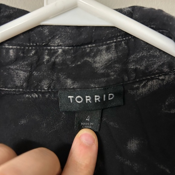 Torrid Rayon Twill Button Up Long Sleeve Shirt - Picture 5 of 5